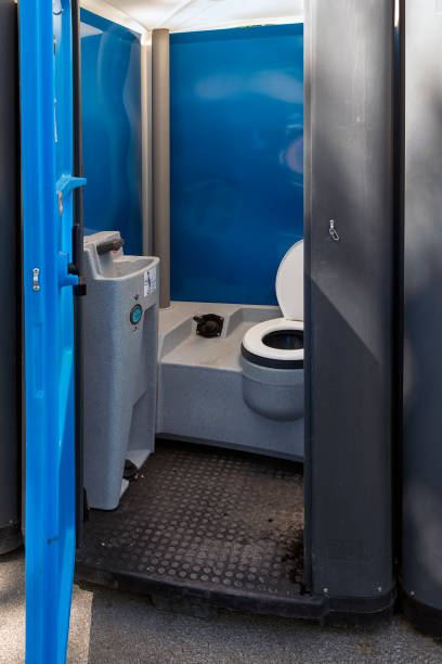 Best Portable restroom solutions  in Chuluota, FL