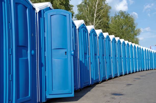 Portable Toilet Options We Offer in Chuluota, FL